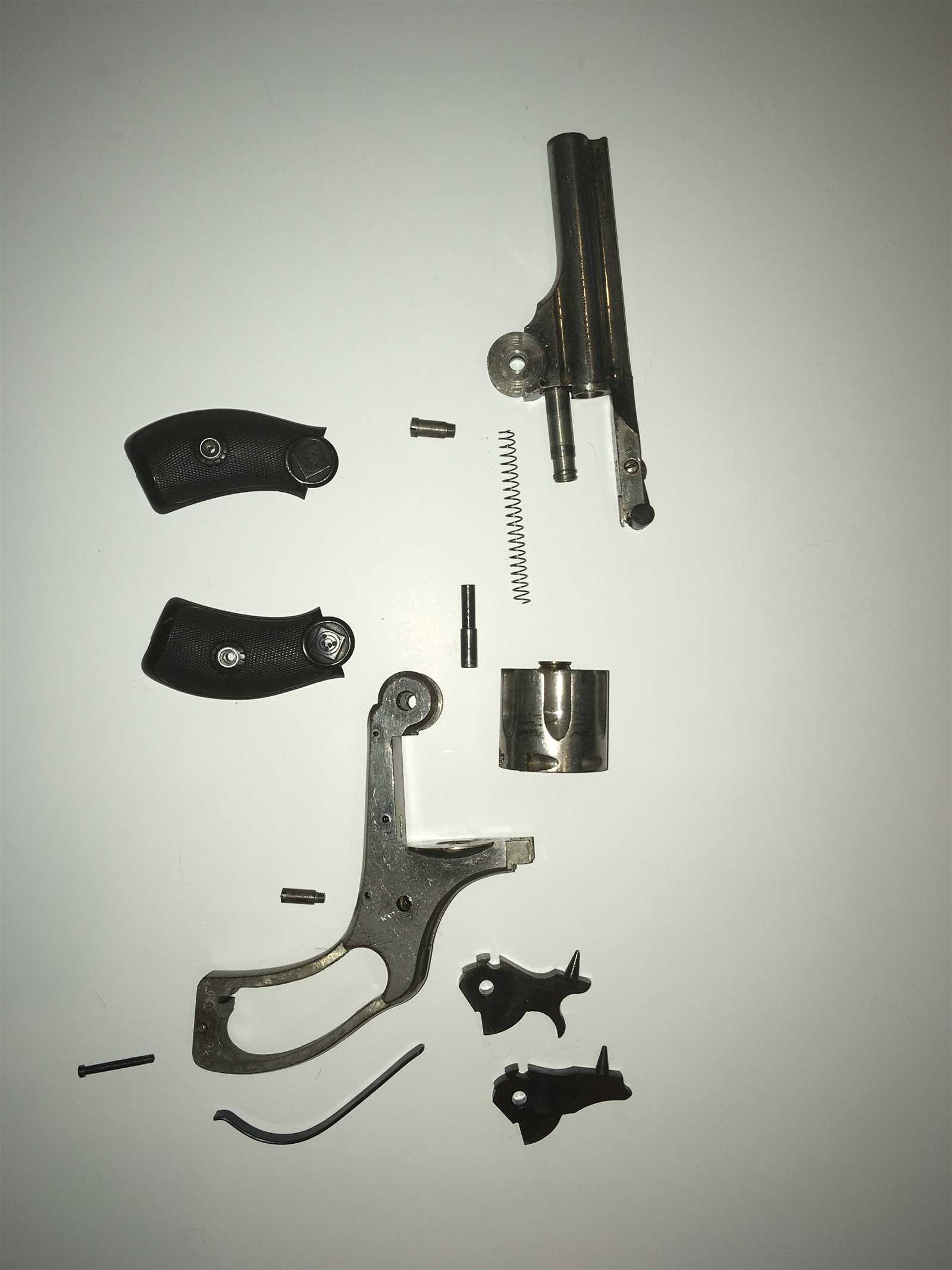 revolver harrington and richardson parts diagram